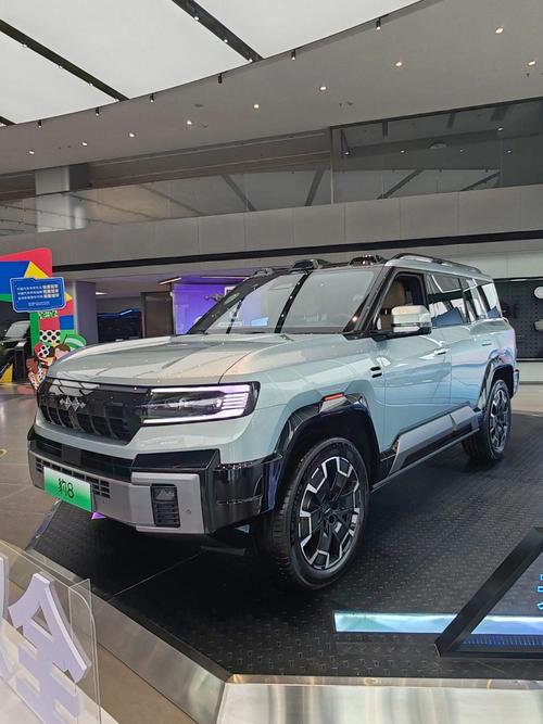 东莞265比亚迪方程豹硬派越野的爆款，英菲尼迪35周年与你共成长